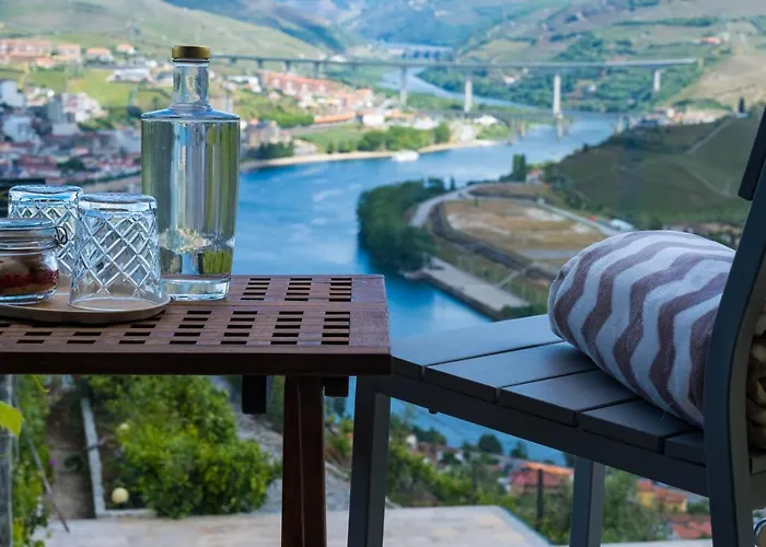 Couette-café Quinta Pecêga - Al 3*